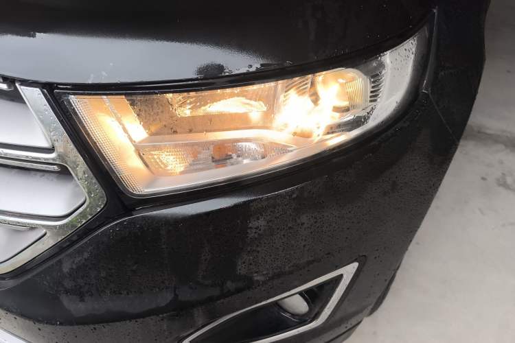 Used Ford Edge 2015 2.0T GTDi Two-Wheel-Drive Elite Edition Left Front Headlight