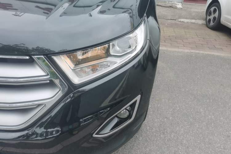 Used Ford Edge 2015 2.0T GTDi Two-Wheel-Drive Elite Edition Left Front Headlight