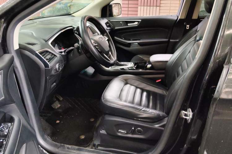 Used Ford Edge 2015 2.0T GTDi Two-Wheel-Drive High-Line Version Left Front Seat
