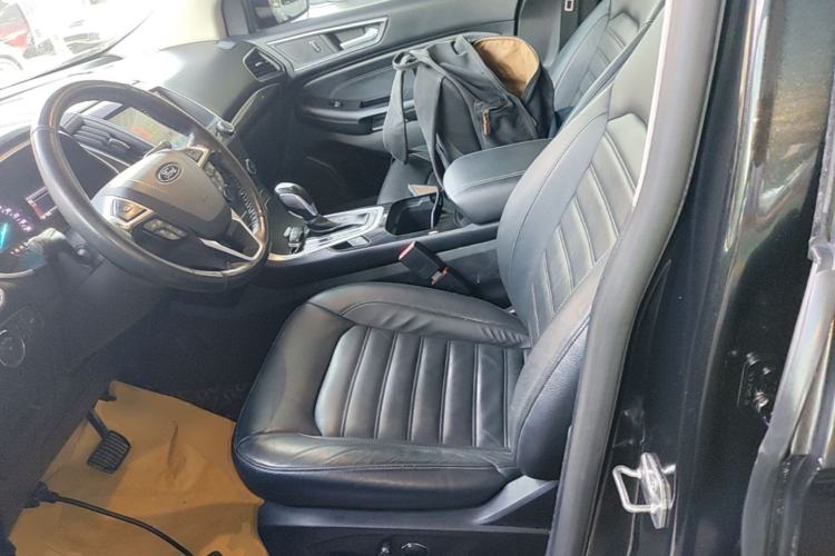 Used Ford Edge 2015 2.0T GTDi Two-Wheel-Drive High-Line Version Left Front Seat