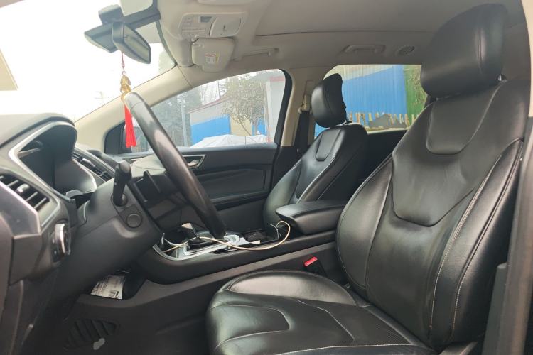 Used Ford Edge 2015 2.0T GTDi Four-Wheel Drive Prestige Model Left Front Seat