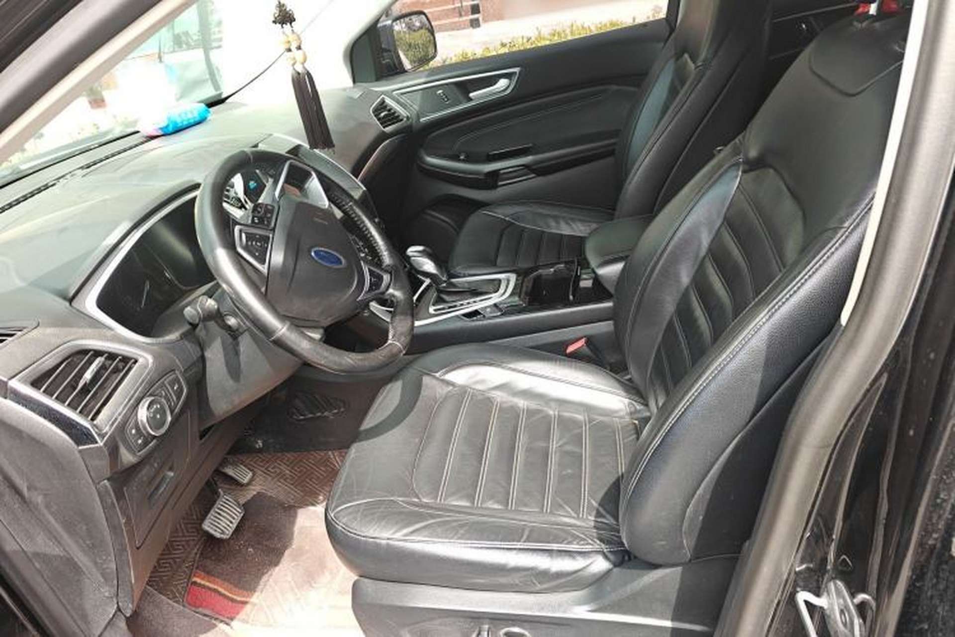 Used Ford Edge 2015 2.0T GTDi Two-Wheel-Drive High-Line Version Left Front Seat