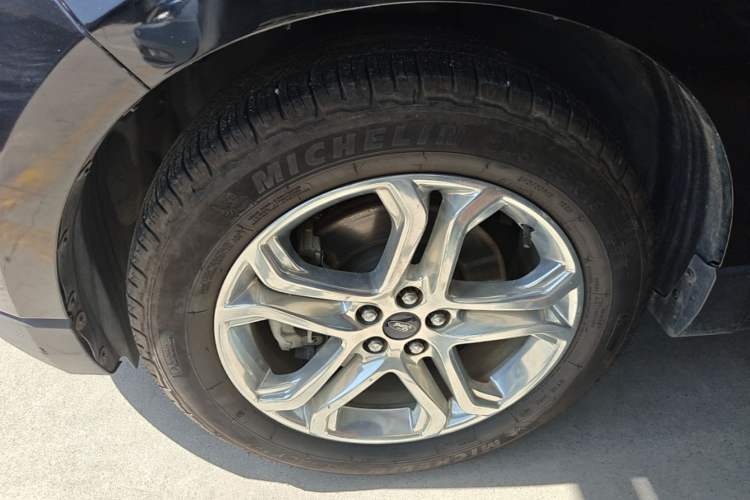 Used Ford Edge 2015 2.0T GTDi 4x4 High-Grade Model Left Front Wheel Hub