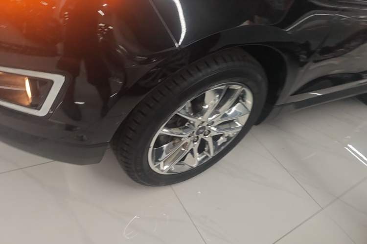 Used Ford Edge 2015 2.0T GTDi Four-Wheel Drive Prestige Model Left Front Wheel Hub