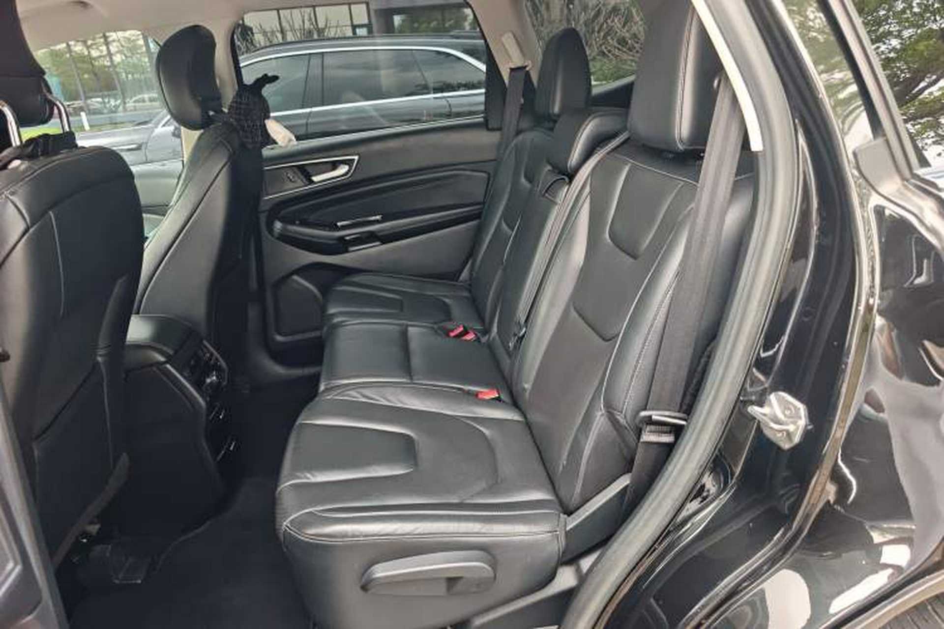 Used Ford Edge 2015 2.0T GTDi Four-Wheel Drive Prestige Model Left Rear Seat