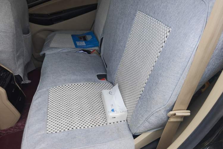 Used Ford Edge 2015 2.0T GTDi Two-Wheel-Drive Elite Edition Left Rear Seat
