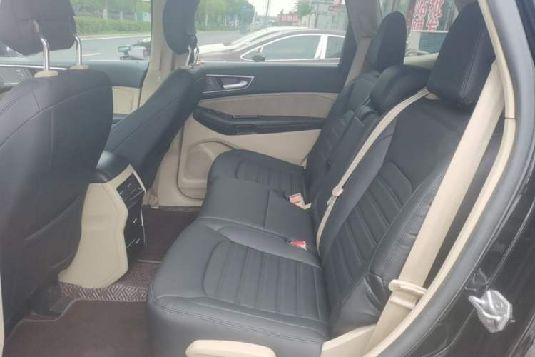 Used Ford Edge 2015 2.0T GTDi Two-Wheel-Drive Elite Edition Left Rear Seat