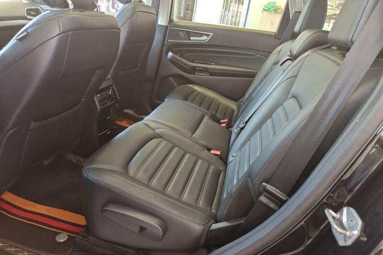 Used Ford Edge 2015 2.0T GTDi 4x4 High-Grade Model Left Rear Seat