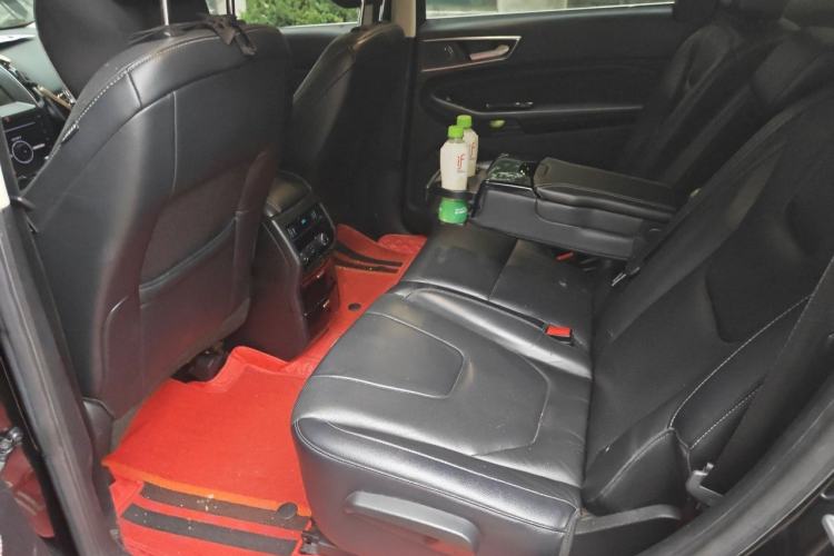 Used Ford Edge 2015 2.0T GTDi Four-Wheel Drive Prestige Model Left Rear Seat