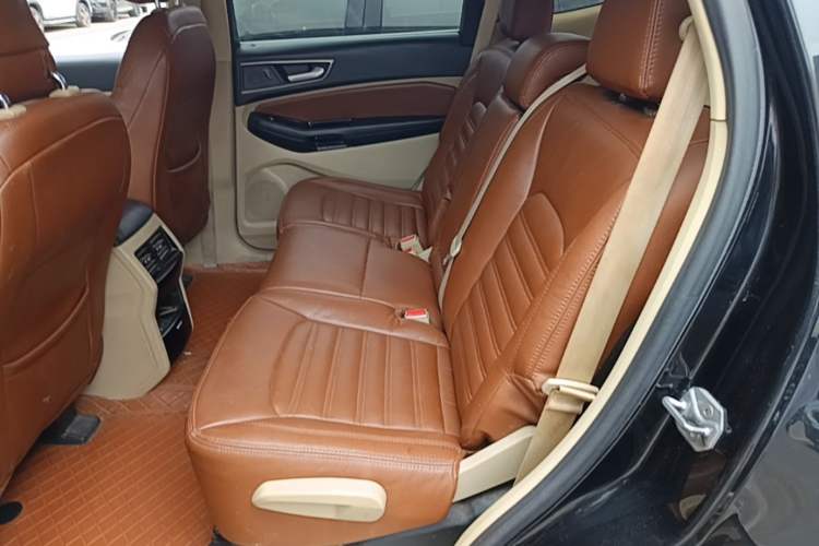 Used Ford Edge 2015 2.0T GTDi Two-Wheel-Drive Elite Edition Left Rear Seat