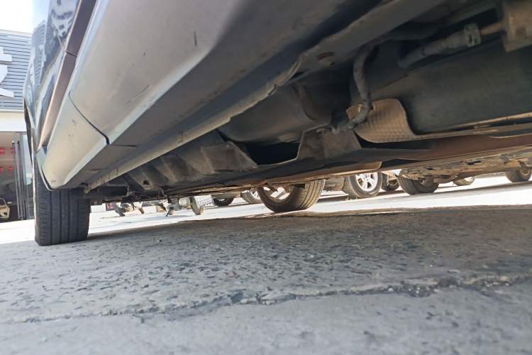 Used Ford Edge 2015 2.0T GTDi Four-Wheel Drive Prestige Model Left Side Sill