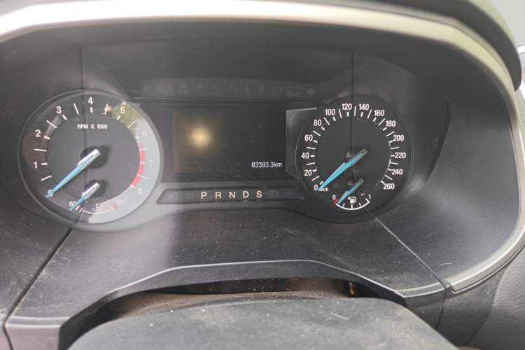 Used Ford Edge 2015 2.0T GTDi Two-Wheel-Drive Elite Edition Odometer Close Up