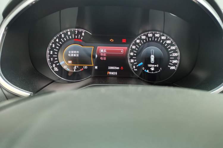 Used Ford Edge 2015 2.7T GTDi 4x4 Prestige 7-Seater Odometer Close Up