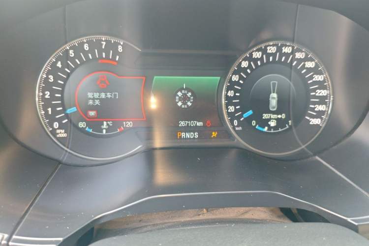 Used Ford Edge 2015 2.7T GTDi 4x4 Prestige 7-Seater Odometer Close Up