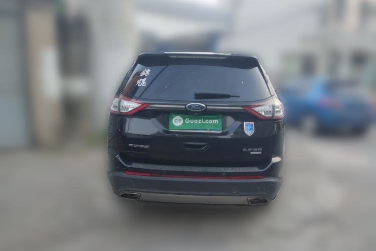 Used Ford Edge 2015 2.0T GTDi Two-Wheel-Drive Platinum Edition Rear