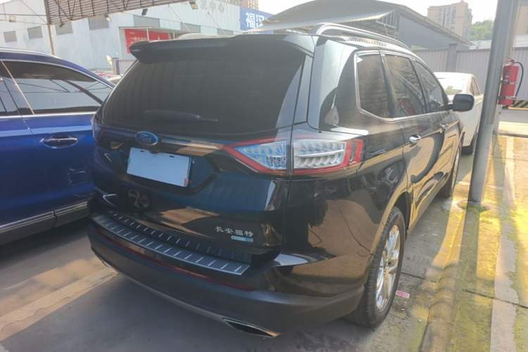 Used Ford Edge 2015 2.0T GTDi 4x4 High-Grade Model Rear Right 45 Deg