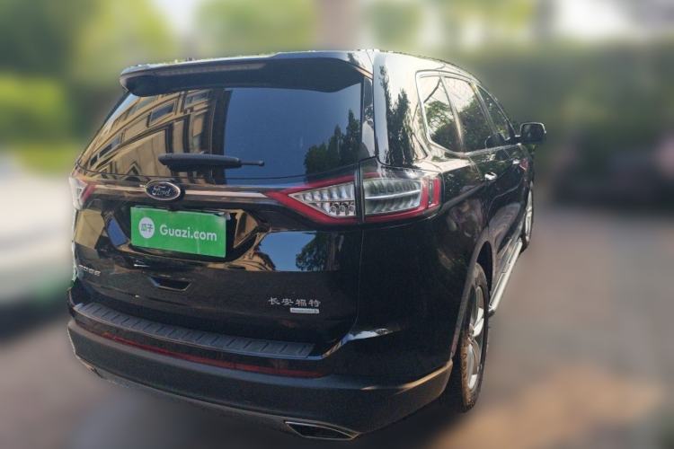 Used Ford Edge 2015 2.0T GTDi Two-Wheel-Drive Platinum Edition Rear Right 45 Deg