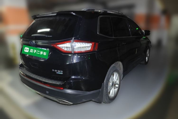 Used Ford Edge 2015 2.0T GTDi Two-Wheel-Drive Platinum Edition Rear Right 45 Deg