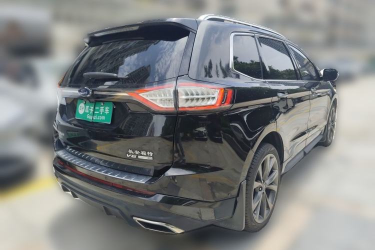 Used Ford Edge 2015 2.7T GTDi 4x4 Sporty 7-Seater Rear Right 45 Deg