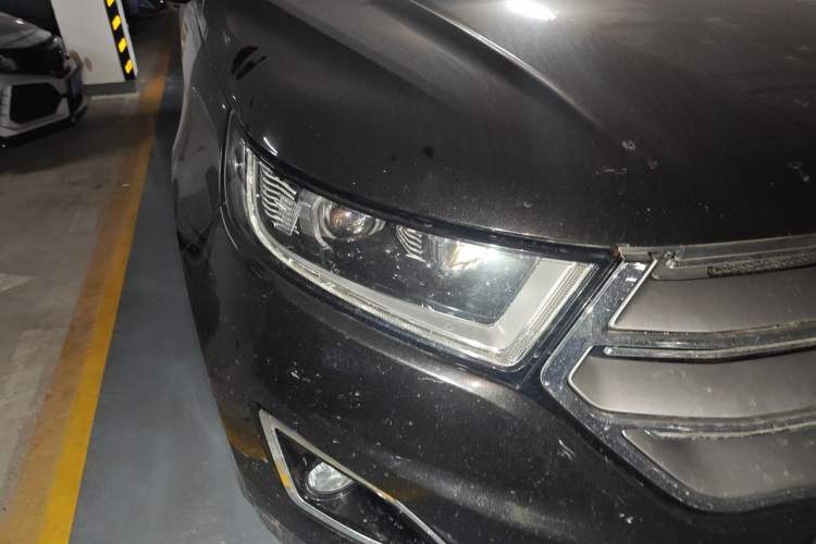 Used Ford Edge 2015 2.0T GTDi 4x4 High-Grade Model Right Front Headlight