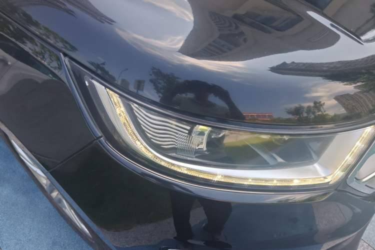 Used Ford Edge 2015 2.0T GTDi 4x4 High-Grade Model Right Front Headlight