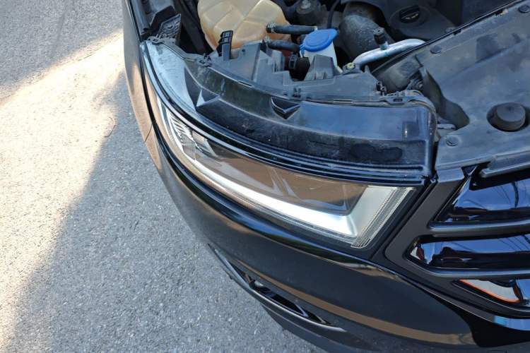 Used Ford Edge 2015 2.7T GTDi 4x4 Sporty 7-Seater Right Front Headlight