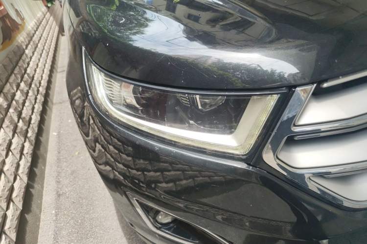 Used Ford Edge 2015 2.0T GTDi 4x4 High-Grade Model Right Front Headlight
