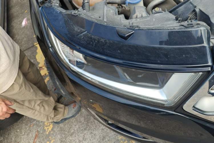 Used Ford Edge 2015 2.7T GTDi 4x4 Prestige 7-Seater Right Front Headlight