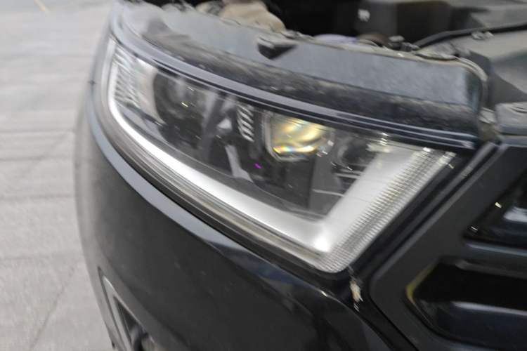 Used Ford Edge 2015 2.7T GTDi 4x4 Sporty 7-Seater Right Front Headlight
