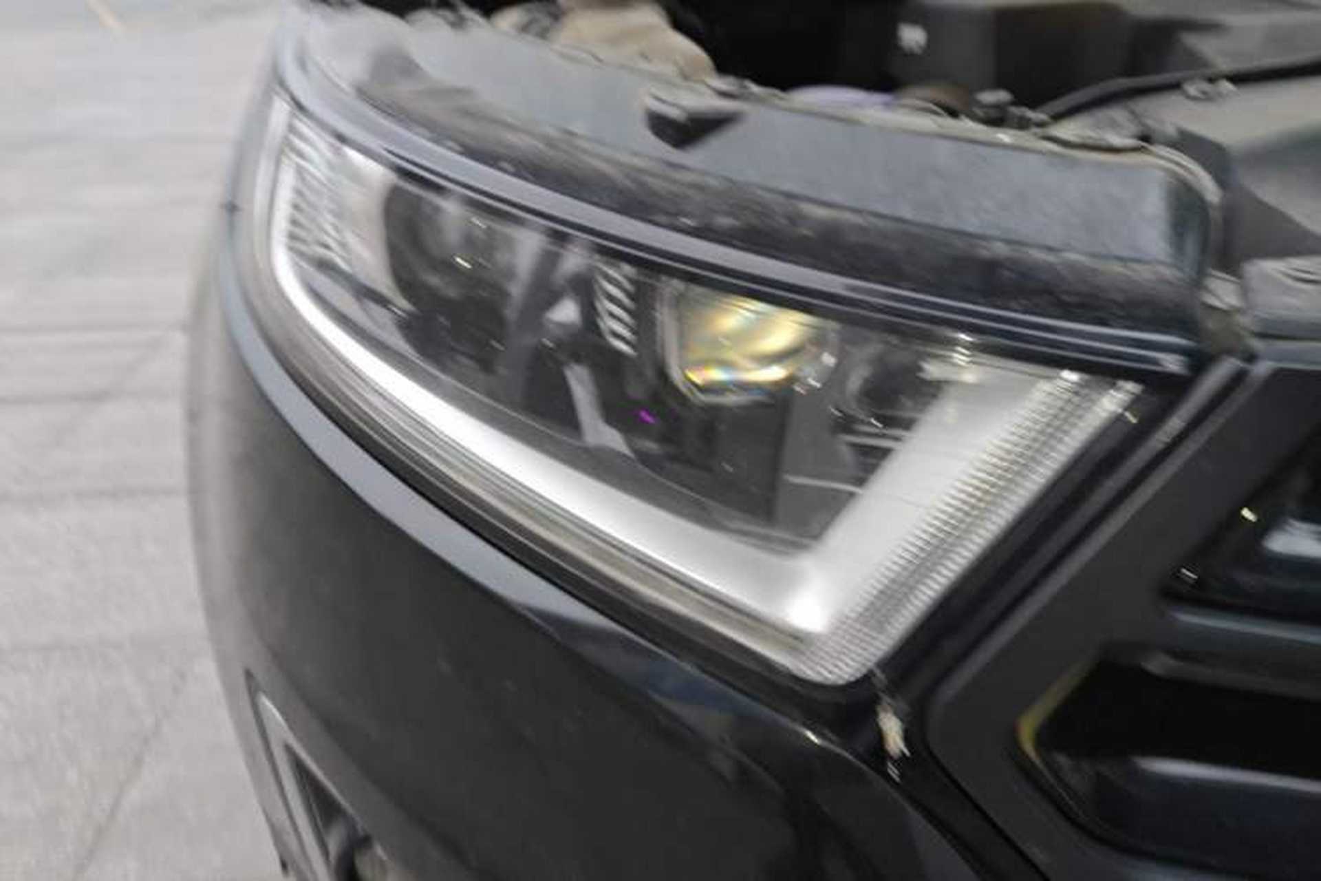 Used Ford Edge 2015 2.7T GTDi 4x4 Sporty 7-Seater Right Front Headlight