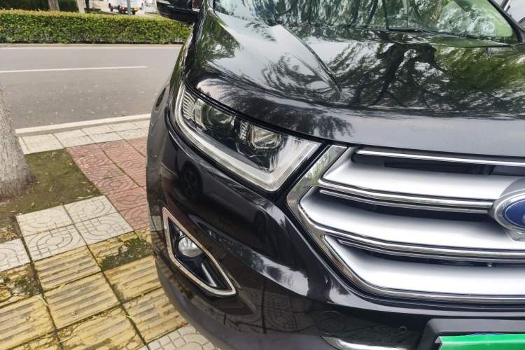 Used Ford Edge 2015 2.7T GTDi 4x4 Prestige 7-Seater Right Front Headlight