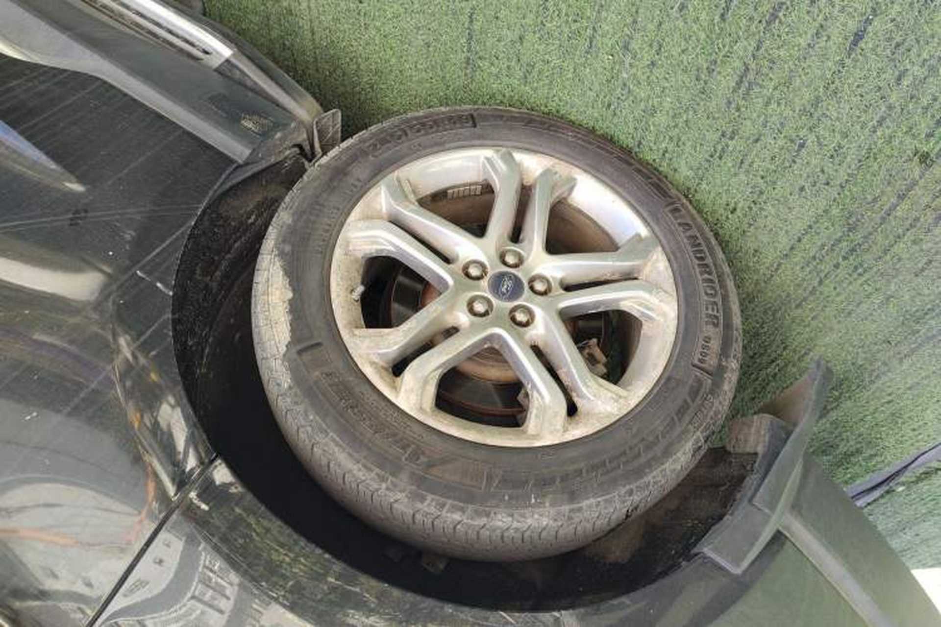 Used Ford Edge 2015 2.0T GTDi 4x4 High-Grade Model Right Rear Wheel Hub