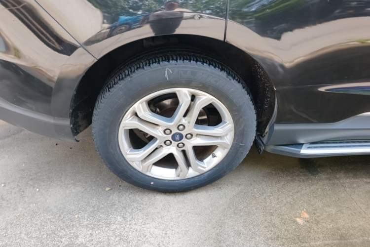 Used Ford Edge 2015 2.0T GTDi Two-Wheel-Drive High-Line Version Right Rear Wheel Hub