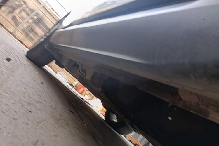 Used Ford Edge 2015 2.0T GTDi Two-Wheel-Drive Platinum Edition Right Side Sill