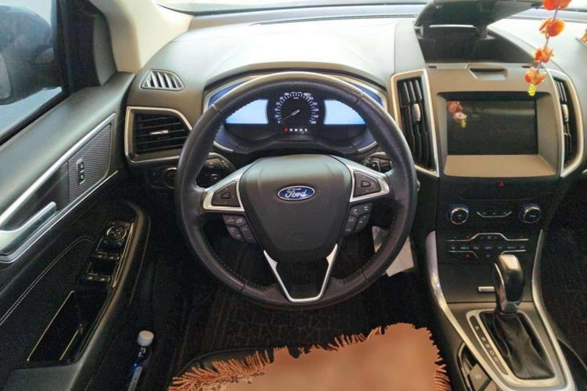 Used Ford Edge 2015 2.0T GTDi 4x4 High-Grade Model Steering Wheel