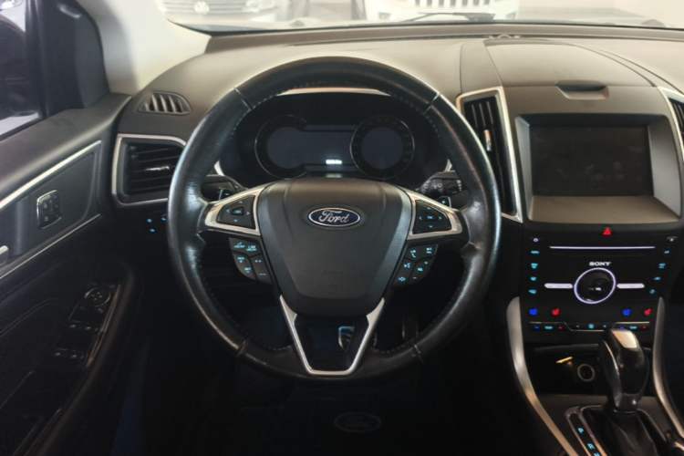 Used Ford Edge 2015 2.0T GTDi Four-Wheel Drive Prestige Model Steering Wheel