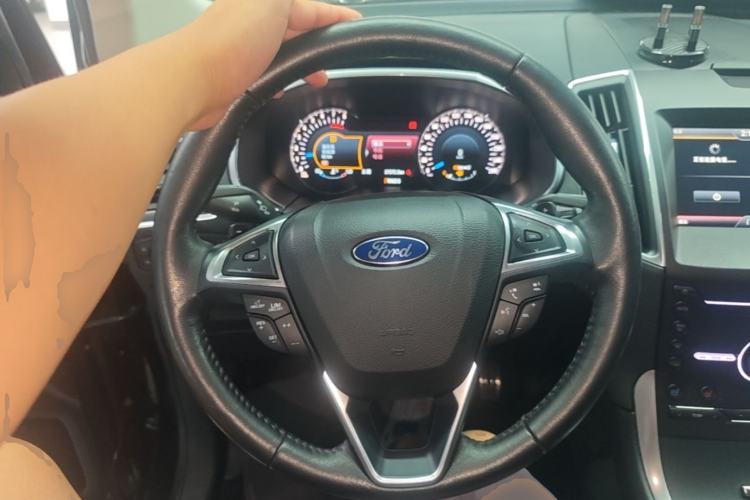 Used Ford Edge 2015 2.0T GTDi Four-Wheel Drive Prestige Model Steering Wheel