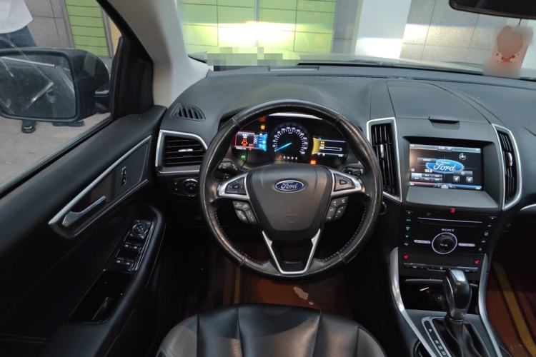 Used Ford Edge 2015 2.7T GTDi 4x4 Sporty 7-Seater Steering Wheel