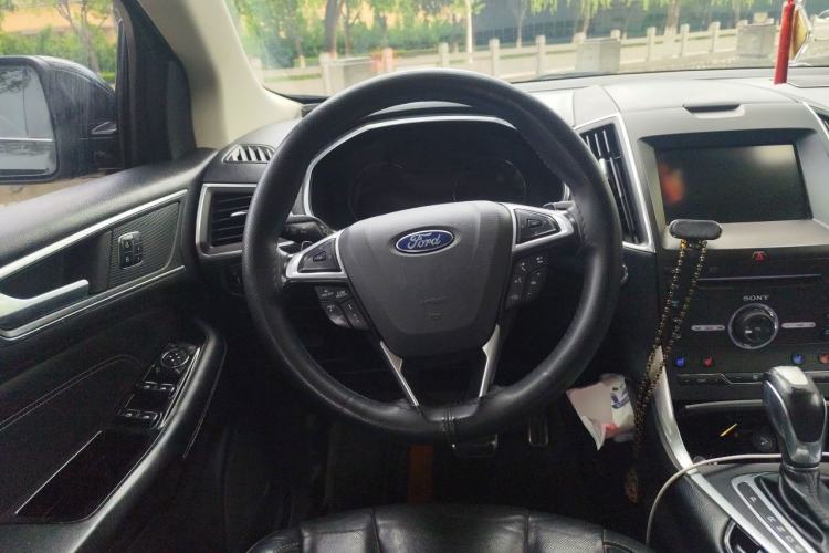 Used Ford Edge 2015 2.7T GTDi 4x4 Prestige 7-Seater Steering Wheel