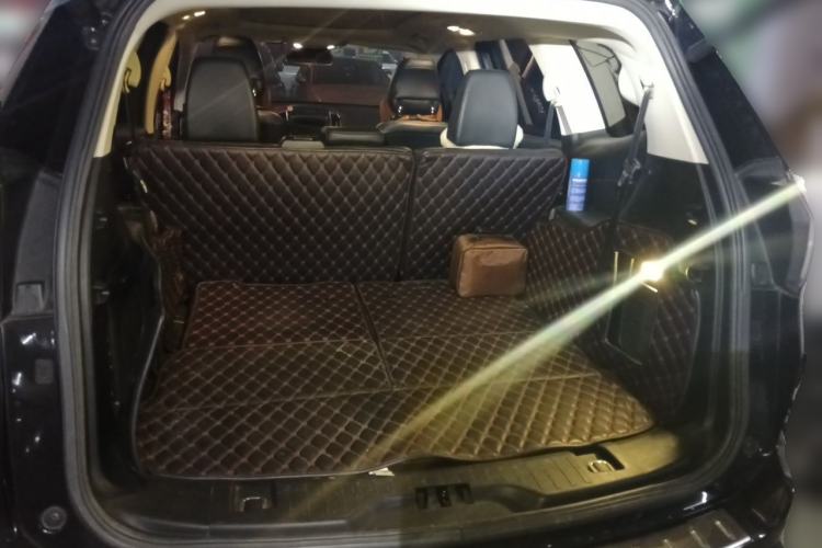 Used Ford Edge 2015 2.7T GTDi 4x4 Prestige 7-Seater Trunk
