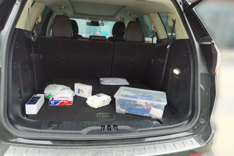 Used Ford Edge 2015 2.7T GTDi 4x4 Prestige 7-Seater Trunk