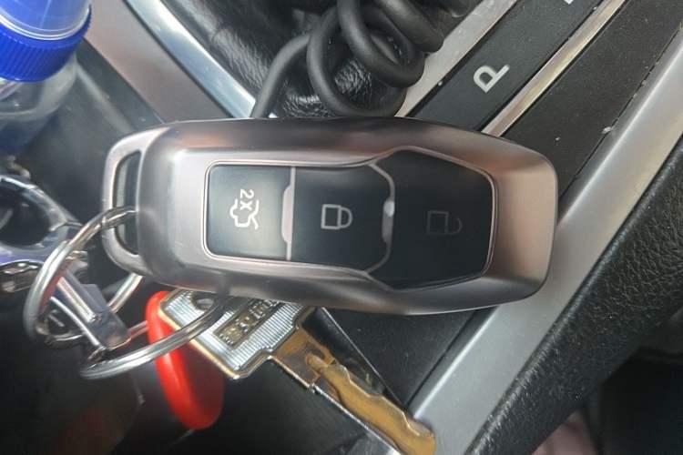 Used Ford Edge 2015 2.0T GTDi 4x4 High-Grade Model Vehicle Key