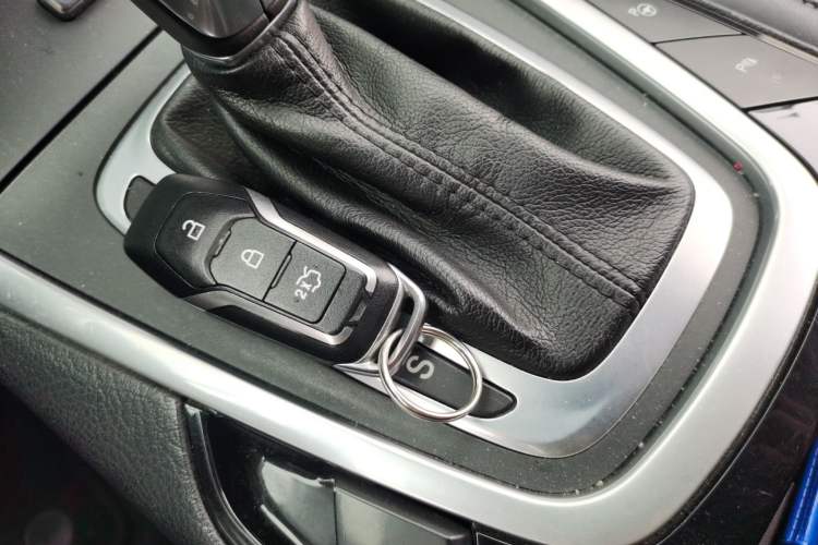 Used Ford Edge 2015 2.7T GTDi 4x4 Prestige 7-Seater Vehicle Key