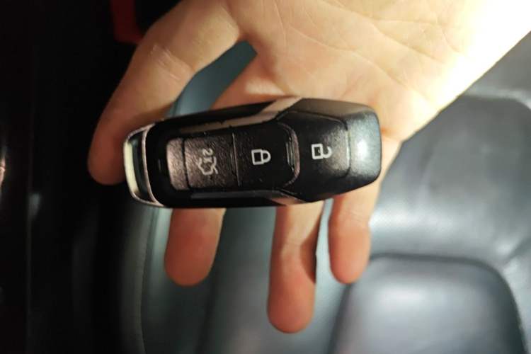 Used Ford Edge 2015 2.0T GTDi Four-Wheel Drive Prestige Model Vehicle Key