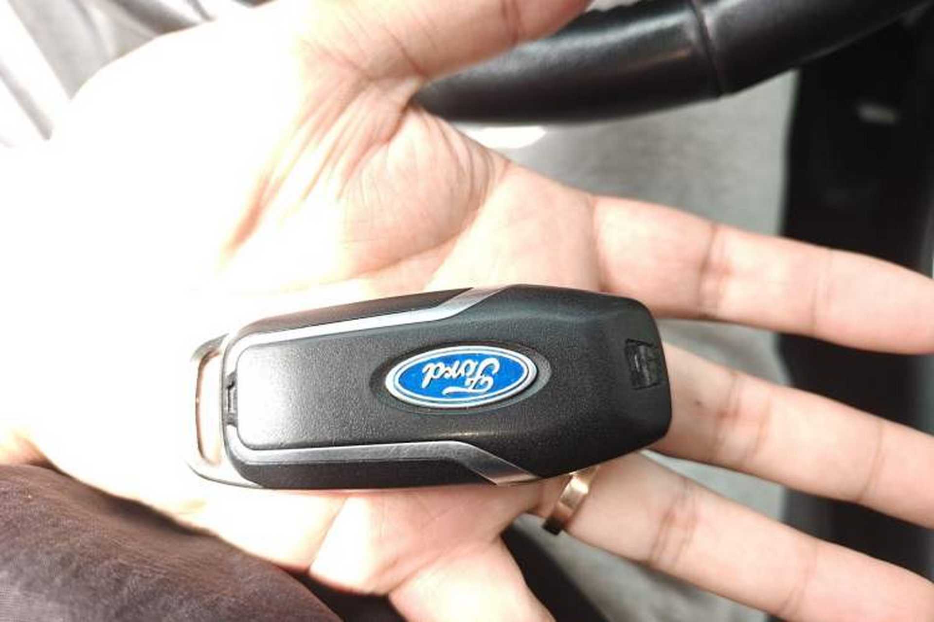 Used Ford Edge 2015 2.0T GTDi Two-Wheel-Drive High-Line Version Vehicle Key