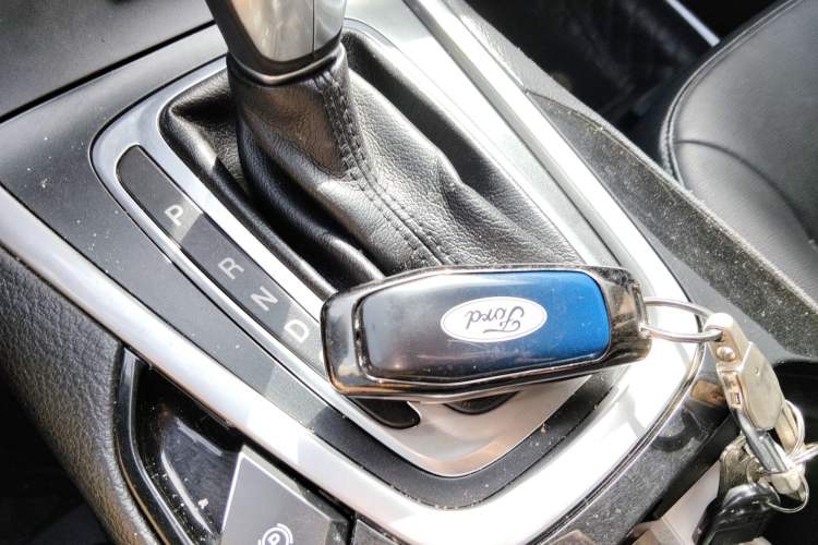 Used Ford Edge 2015 2.0T GTDi 4x4 High-Grade Model Vehicle Key