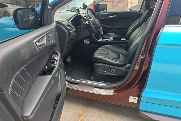 Used Ford Edge 2015 2.7T GTDi 4x4 Sporty 7-Seater Driver Seat