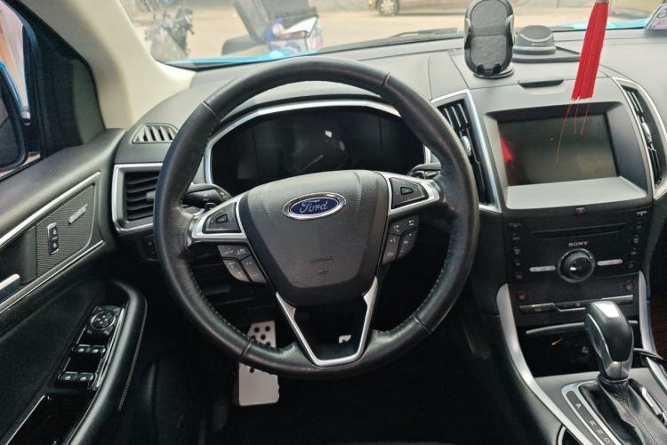 Used Ford Edge 2015 2.7T GTDi 4x4 Sporty 7-Seater Steering Wheel