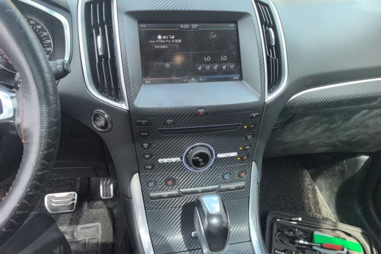 Used Ford Edge 2015 2.7T GTDi 4x4 Prestige 7-Seater Audio And AC Panel