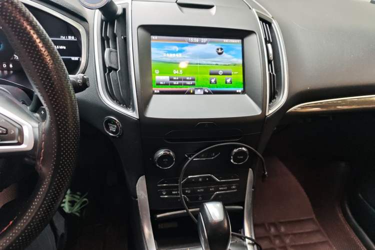 Used Ford Edge 2015 2.0T GTDi 4x4 High-Grade Model Audio And AC Panel